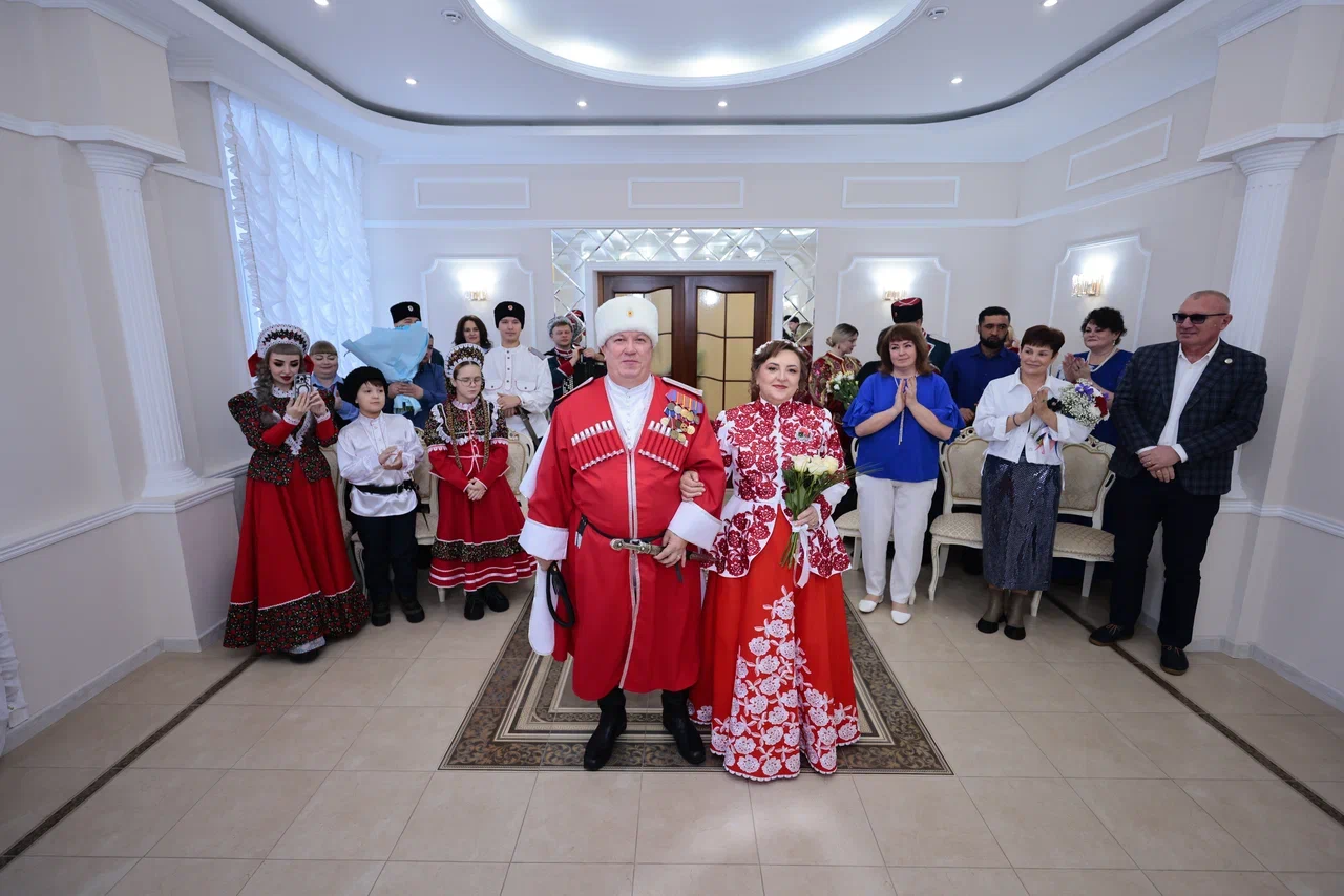 Евгений и Елена Кошелевы