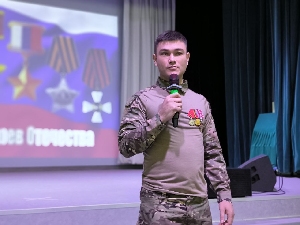 Геннадий Большаков 
